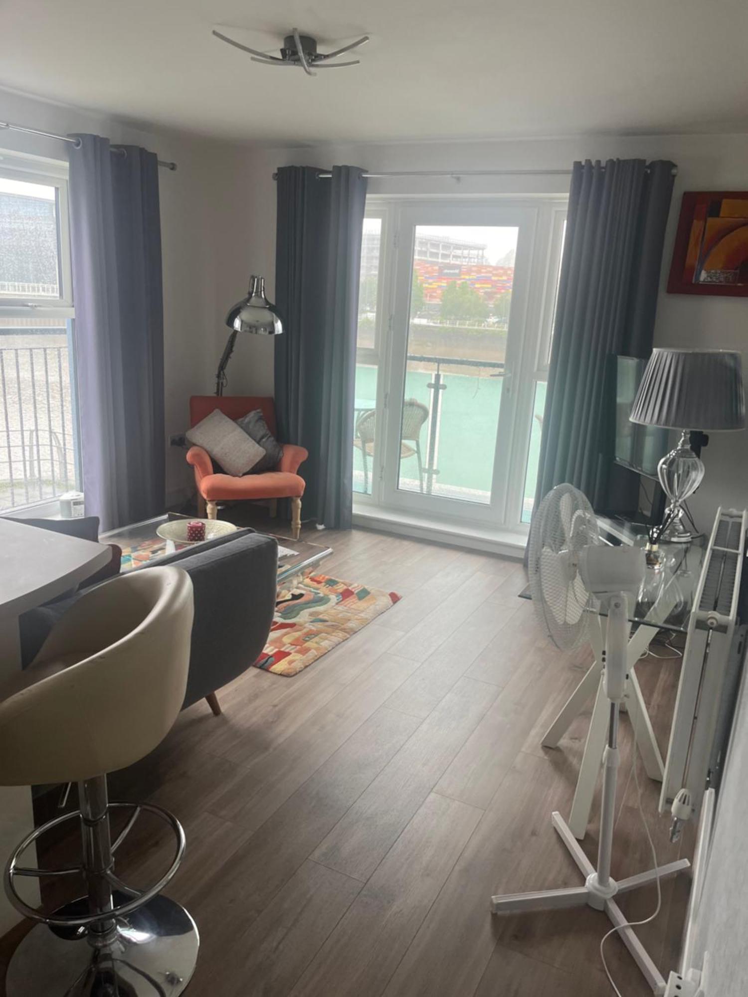 Luxury Riverside 2 Bedroomed Apartment With Balcony Νιούπορτ Εξωτερικό φωτογραφία
